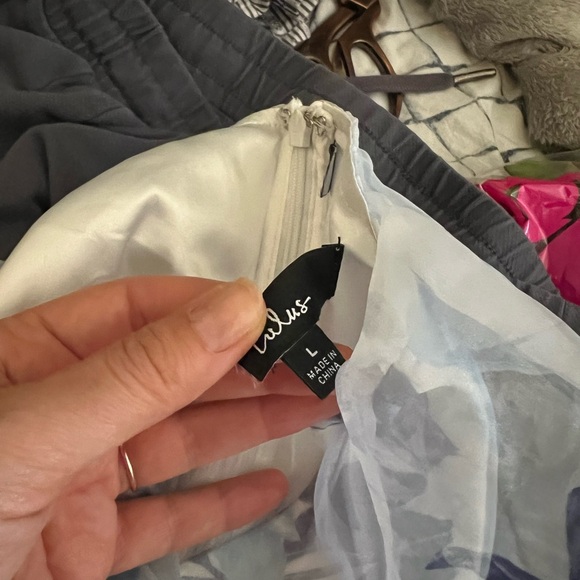 White and Blue Floral Organza Off-the-Shoulder Midi Dress ๐ฟ - Picture 9 of 10